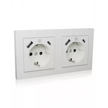 ICY BOX IB-MPS4200W-PD kištukinis lizdas F tipo + USB A + USB C baltas