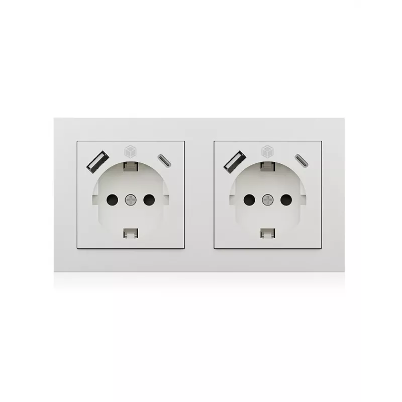 ICY BOX IB-MPS4200W-PD kištukinis lizdas F tipo + USB A + USB C baltas