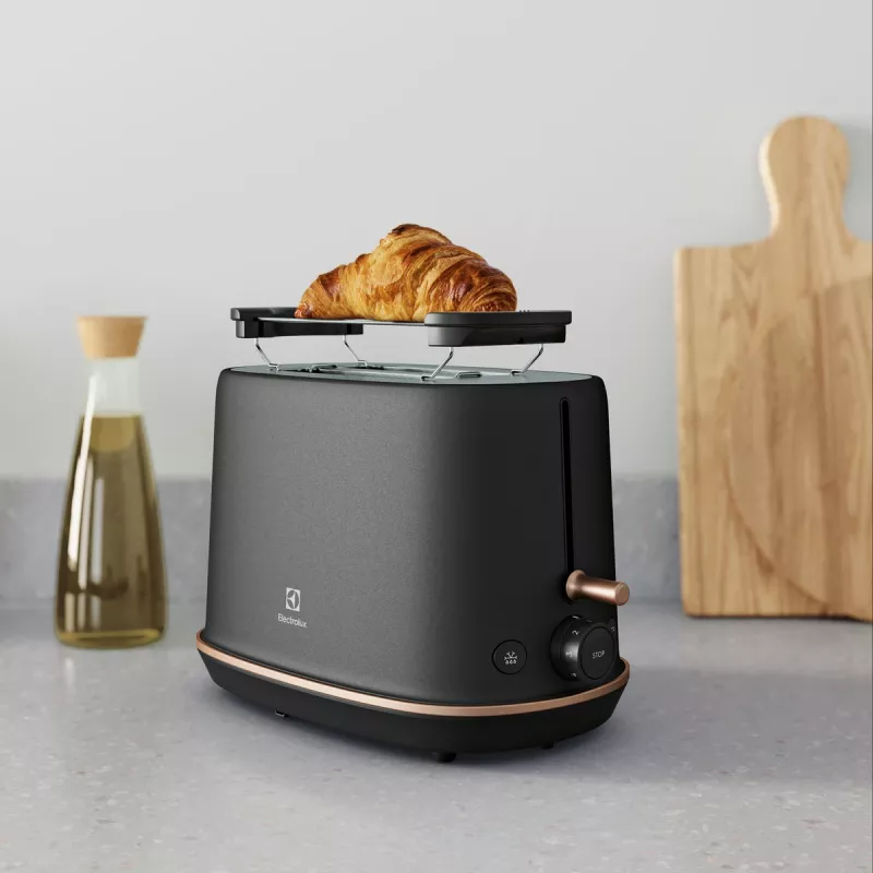 Skrudintuvas Electrolux E7T1-6BP 2 riekelėms 980 W Juoda