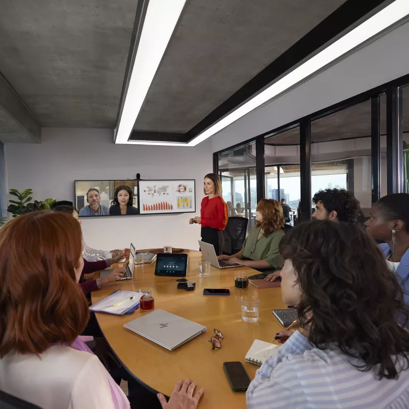 HP Poly Studio G62 vaizdo konferencijų sistema su montavimo plokštės rinkiniu be maitinimo laido TAA