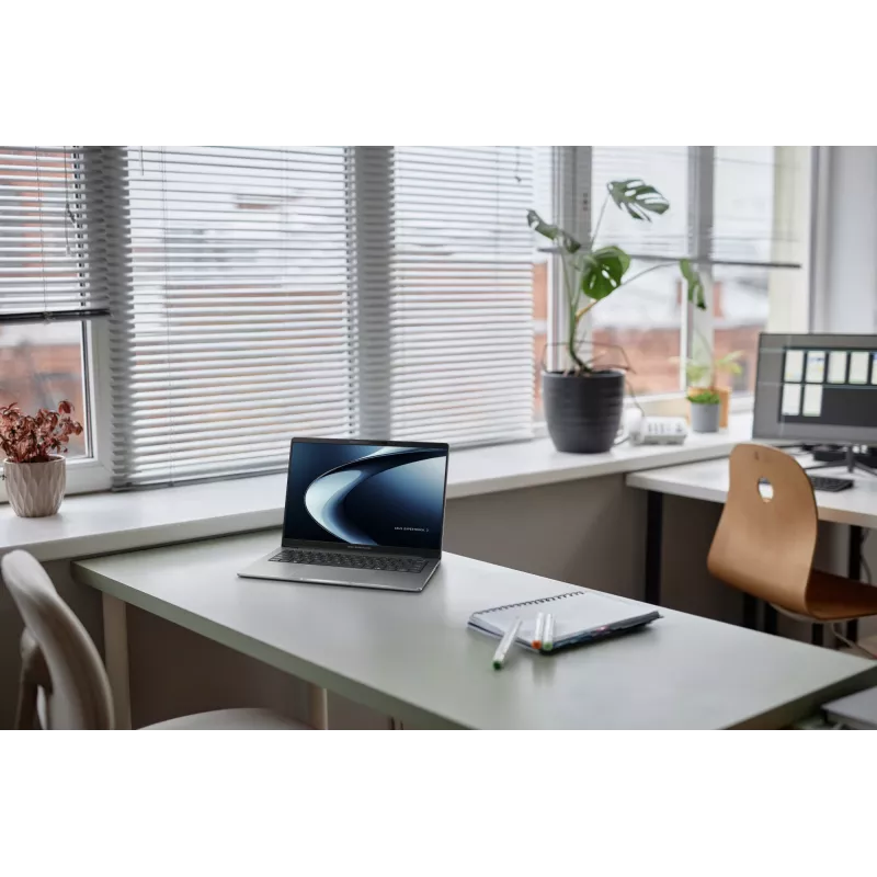Nešiojamas kompiuteris ASUS ExpertBook P3 PM3406CKA-LY0095X 14 colių AMD Ryzen AI 7 350 16GB 512GB AMD Radeon 860M Windows 11 Pro