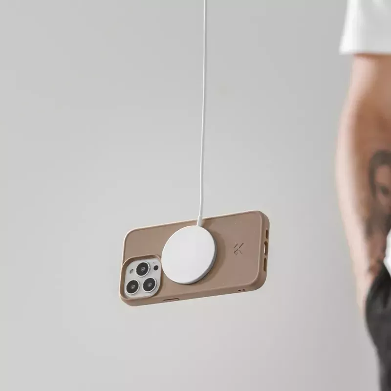 Woodcessories Bio Case MagSafe dangtelis taupe spalvos, skirtas iPhone 14 Pro