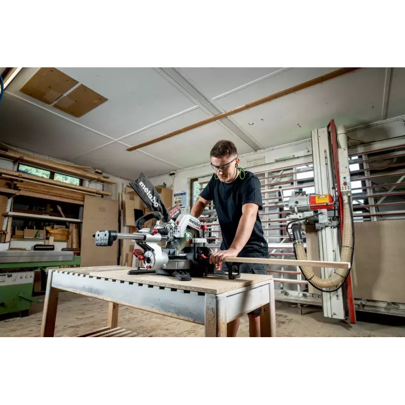 Pjūklas Metabo KGS 18 LTX BL 254