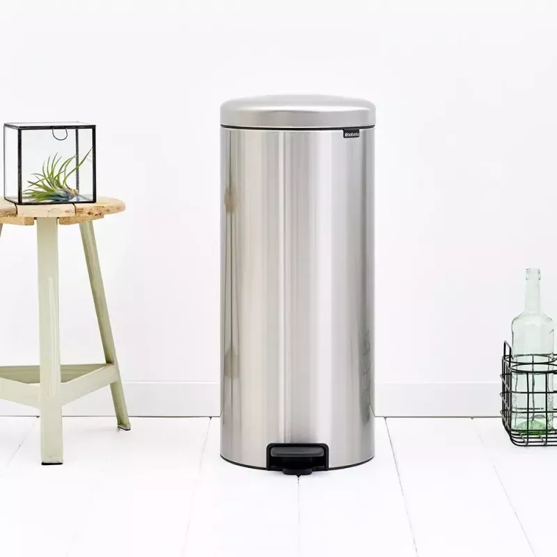 Pedalinė šiukšliadėžė Brabantia newIcon apvali šlifuoto plieno skersmuo 30 cm