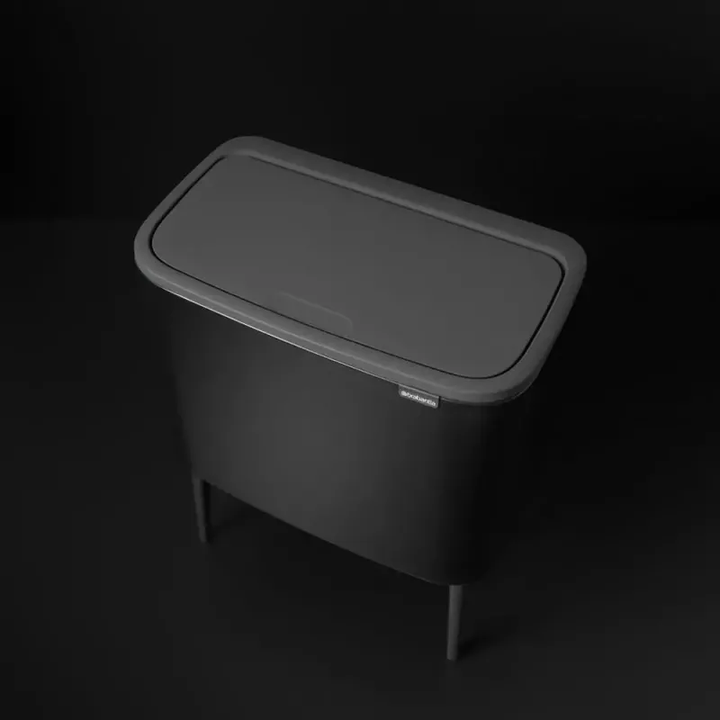 Šiukšliadėžė Brabantia 316067 33L stačiakampė nerūdijančio plieno juoda