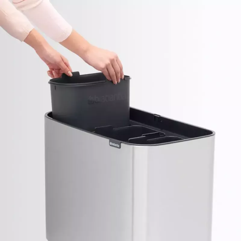 Šiukšliadėžė Brabantia 316081 33 L stačiakampė nerūdijančio plieno juoda