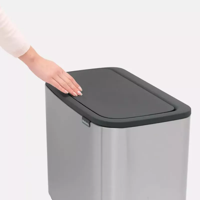 Šiukšliadėžė Brabantia 316081 33 L stačiakampė nerūdijančio plieno juoda