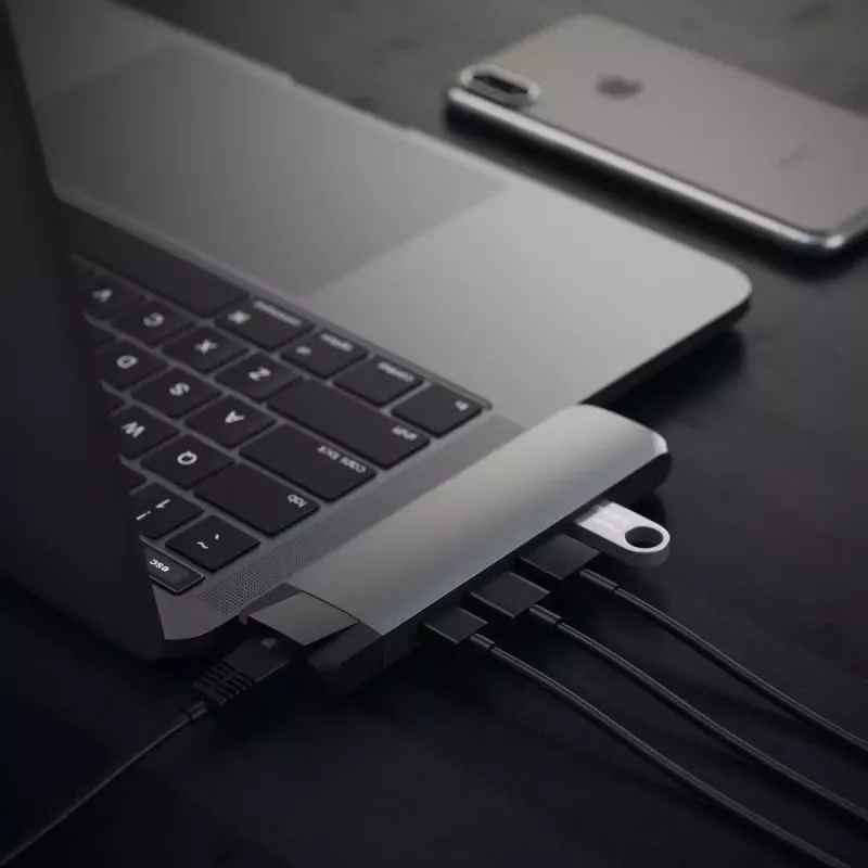 Nešiojamojo kompiuterio dokas Satechi ST-TCPHEM Thunderbolt 3 pilkas