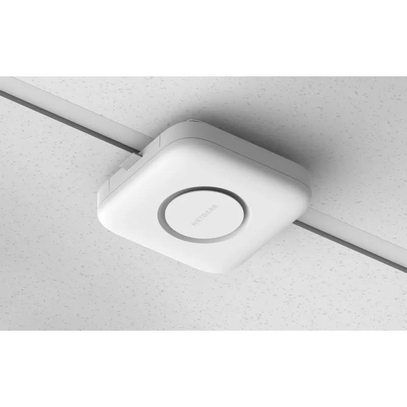 Belaidis prieigos taškas Netgear WBE718 — Trijų juostų 2,4/5/6 GHz, 9400 Mbps, PoE, 1x 2,5 GbE, baltas