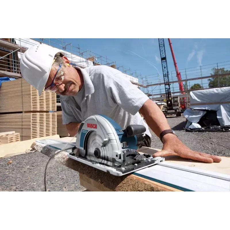 Bosch 0 601 57A 900 nešiojamasis diskinis pjūklas 23.5 cm 5000 aps./min 2200 W