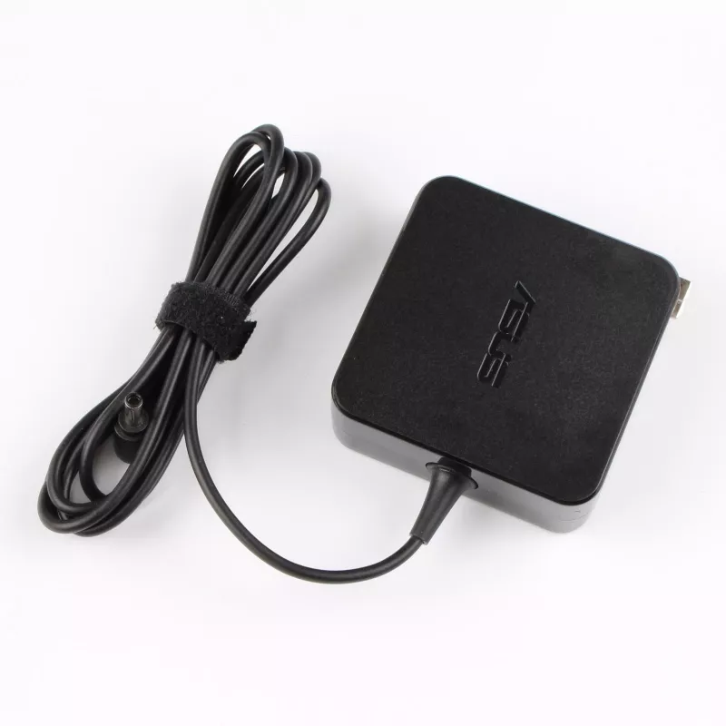 ASUS 0A001-00047100 maitinimo adapteris Vidinis 65 W Juoda