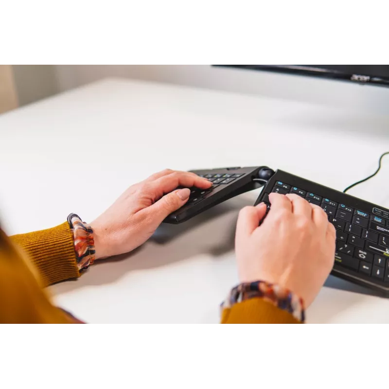 BakkerElkhuizen Goldtouch Travel Go2 Wired DE Qwertz, Mini, Wired, USB, Scissor key switch, QWERTZ, Black