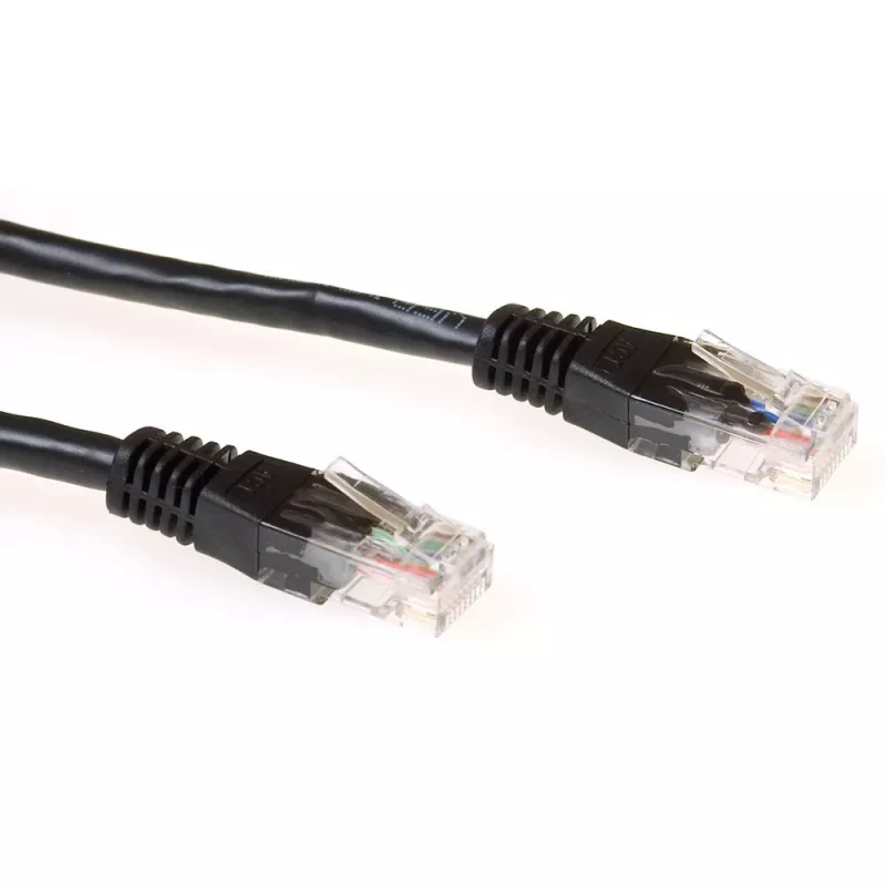 ACT juodas 0,5 metro U/UTP CAT6 komutacinis kabelis su RJ45 jungtimis