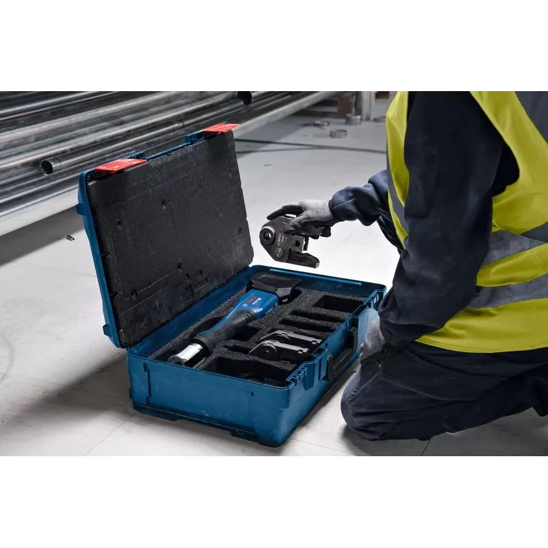 Bosch Akku-Presswerkzeug GPT 18V-32 vamzdžių presavimo įrankis