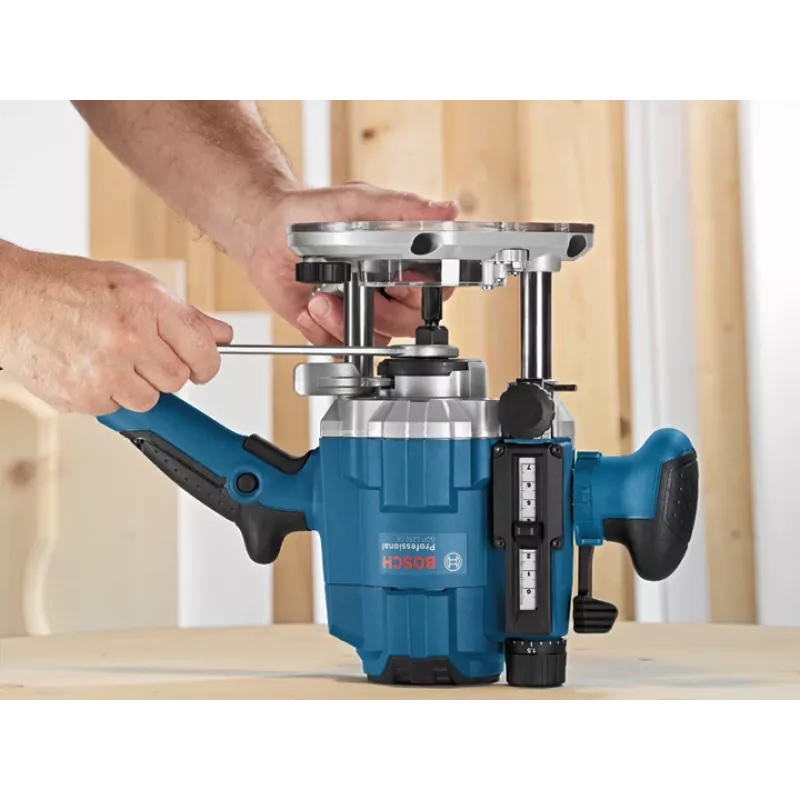 Bosch GOF 1250 CE juoda, mėlyna 24000 aps./min 1250 W