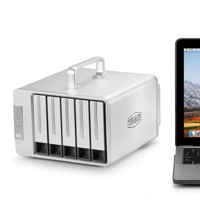 TerraMaster D5 Thunderbolt 3 disko masyvas 0 TB Stalinis Pilka