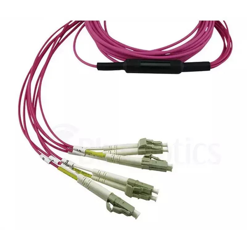 BlueOptics CBL-MPO12-4LC-OM4-5M-BO InfiniBand šviesolaidinis kabelis 4x LC MPO 5m
