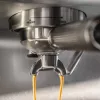 Espreso aparatas KRUPS XP801T pusiau automatinis su įmontuotu malūnėliu, 3 L vandens bakelis, 2 puodelių išpylimas, juoda / nerūdijantis plienas