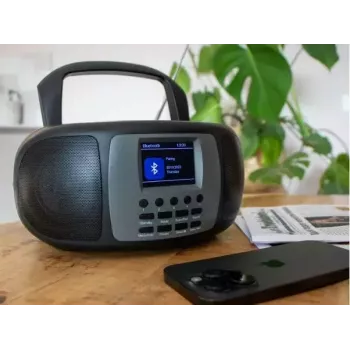 Nešiojamasis DAB+/FM radijas Lenco SCD-860 su Bluetooth, CD grotuvu, 2,4 colio TFT ekranu, 2×2W, AUX, maitinamas baterijomis / iš tinklo