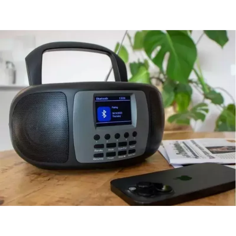 Nešiojamasis DAB+/FM radijas Lenco SCD-860 su Bluetooth, CD grotuvu, 2,4 colio TFT ekranu, 2×2W, AUX, maitinamas baterijomis / iš tinklo