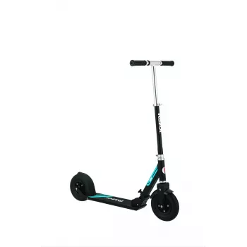 Paspirtukas Razor A5 Air — suaugusiems, aliuminio platforma, pripučiami 20 cm ratai, sulankstomas, maks. apkrova 100 kg, juodas