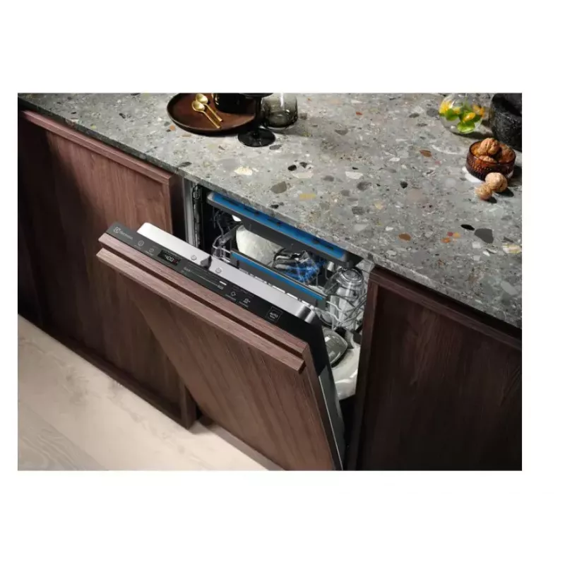 Įmontuojama indaplovė Electrolux EEM43211L, plona 45 cm, 10 vietų, 44 dB, 8 programos, AirDry
