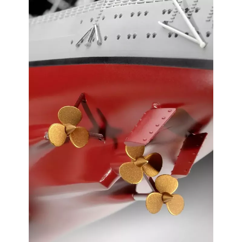 Karinio laivo modelis Revell Bismarck Surinkimo rinkinys 1:350