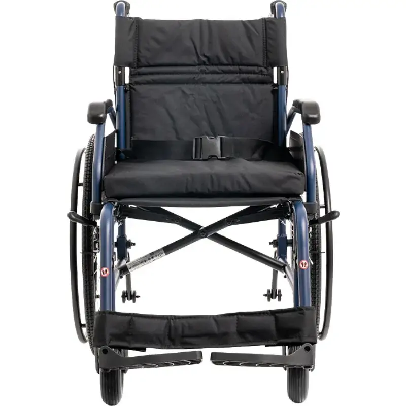 Lengvo lydinio vežimėlis MDH NAVY1 — aliuminio rėmas, sėdynė 46×42 cm, maks. naudotojo svoris 120 kg, sulankstomas, 14,7 kg