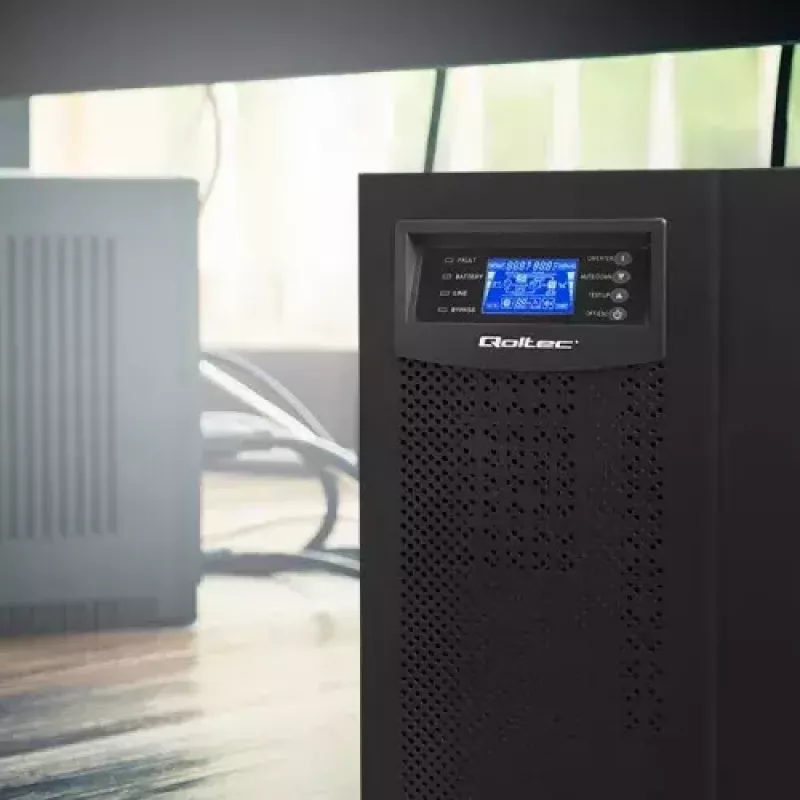 UPS Qoltec 53044 Dvigubo konvertavimo internetinis 10 kVA 8000 W