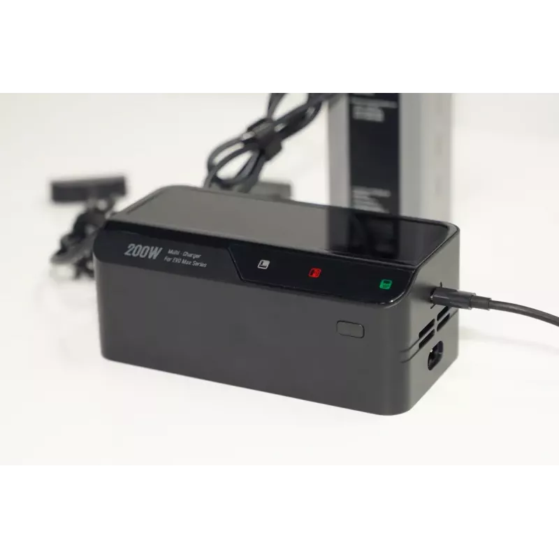Autel kelių įkroviklis EVO Max serijai modelis 102002545 — 3 baterijų, USB-C, 120 W įkrovimo galia, 100–240 V įėjimas