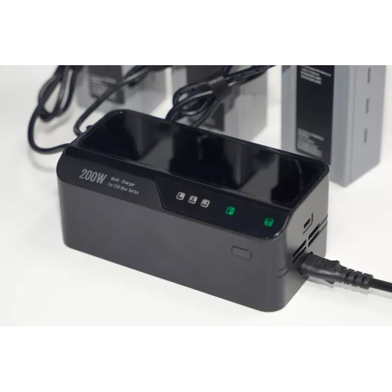 Autel kelių įkroviklis EVO Max serijai modelis 102002545 — 3 baterijų, USB-C, 120 W įkrovimo galia, 100–240 V įėjimas