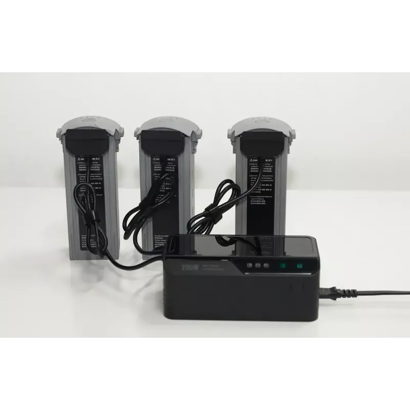 Autel kelių įkroviklis EVO Max serijai modelis 102002545 — 3 baterijų, USB-C, 120 W įkrovimo galia, 100–240 V įėjimas