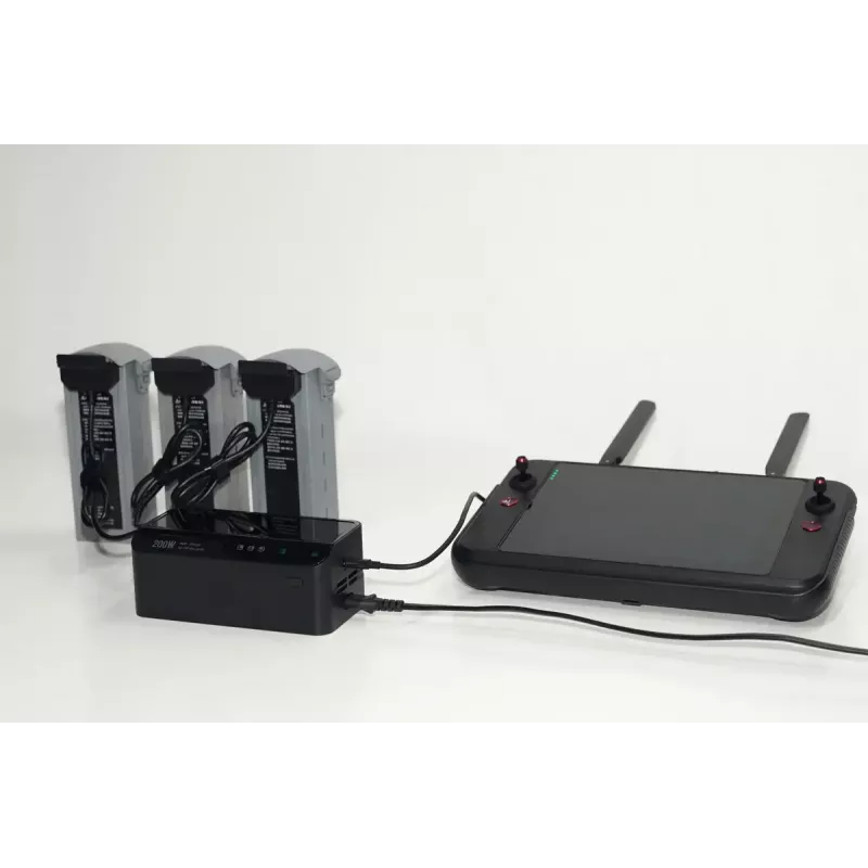 Autel kelių įkroviklis EVO Max serijai modelis 102002545 — 3 baterijų, USB-C, 120 W įkrovimo galia, 100–240 V įėjimas
