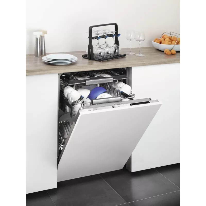 Vyno taurių laikiklis Electrolux 9029795540 — juodas, 8 taurėms, A260×P220×G330 mm