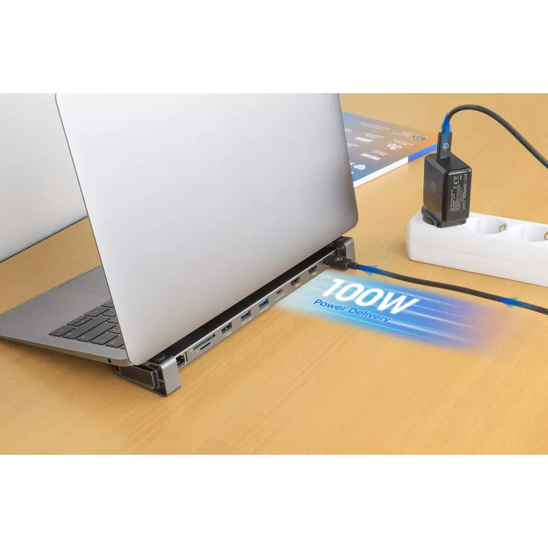 Manhattan USB-C dokas / stotelė su kortelių skaitytuvu ir MST, prievadai (x7): Ethernet, HDMI (x2 4k@60Hz), USB-A (x3) ir USB-C, su energijos tiekimu (PD) 100W - reikalingas išorinis USB-C įkroviklis (nepridedamas). Maitinamas per USB (nereikalingas išorinis maitinimo šaltinis), kai PD nenaudojamas