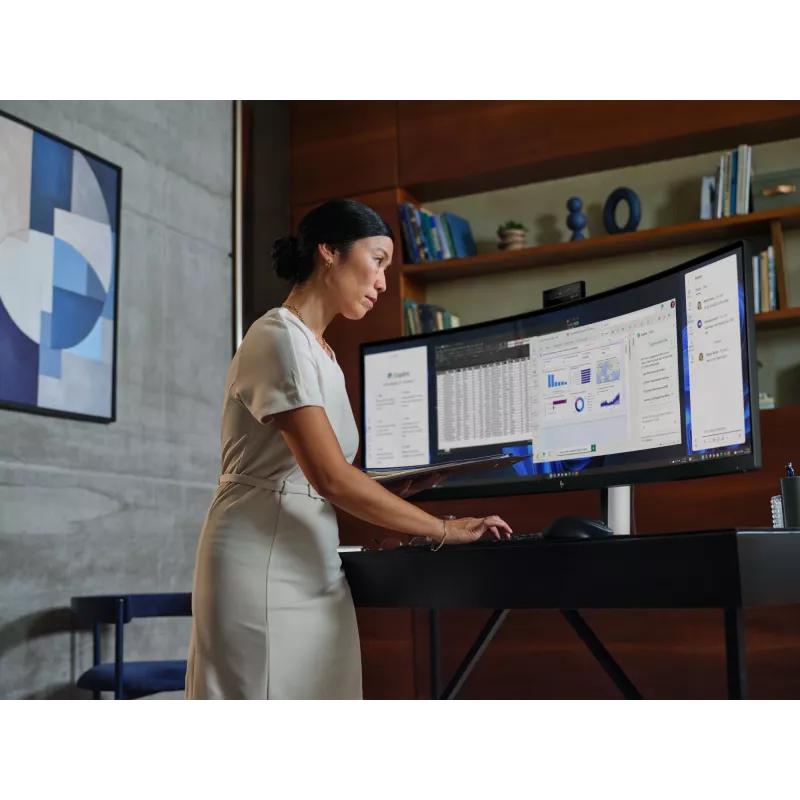 HP Series 5 Pro 49 colių DQHD konferencinis monitorius - 549pm, 124,5 cm (49 colių), 5120 x 1440 pikselių, Dual QHD, LCD, 5 ms, juodos spalvos