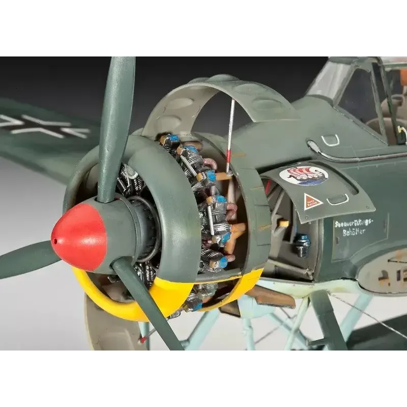 Plastikinis modelis REVELL ARADO AR 196A-3 hidroplanas 1:32 mastelio rinkinys