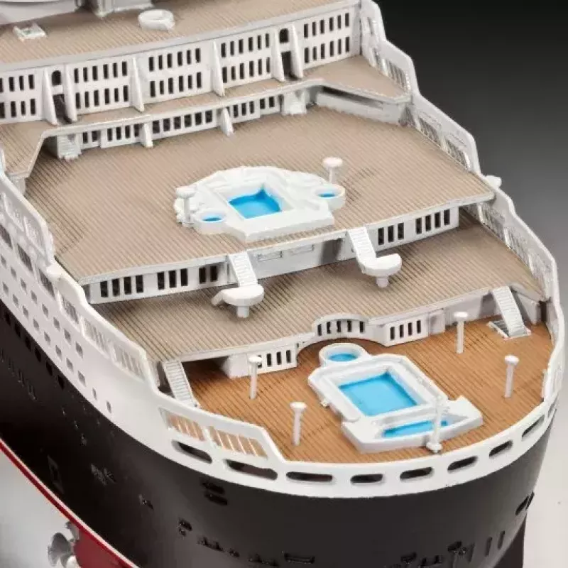 Keleivinio laivo modelis REVELL Queen Mary 2 surinkimo rinkinys, mastelis 1:700