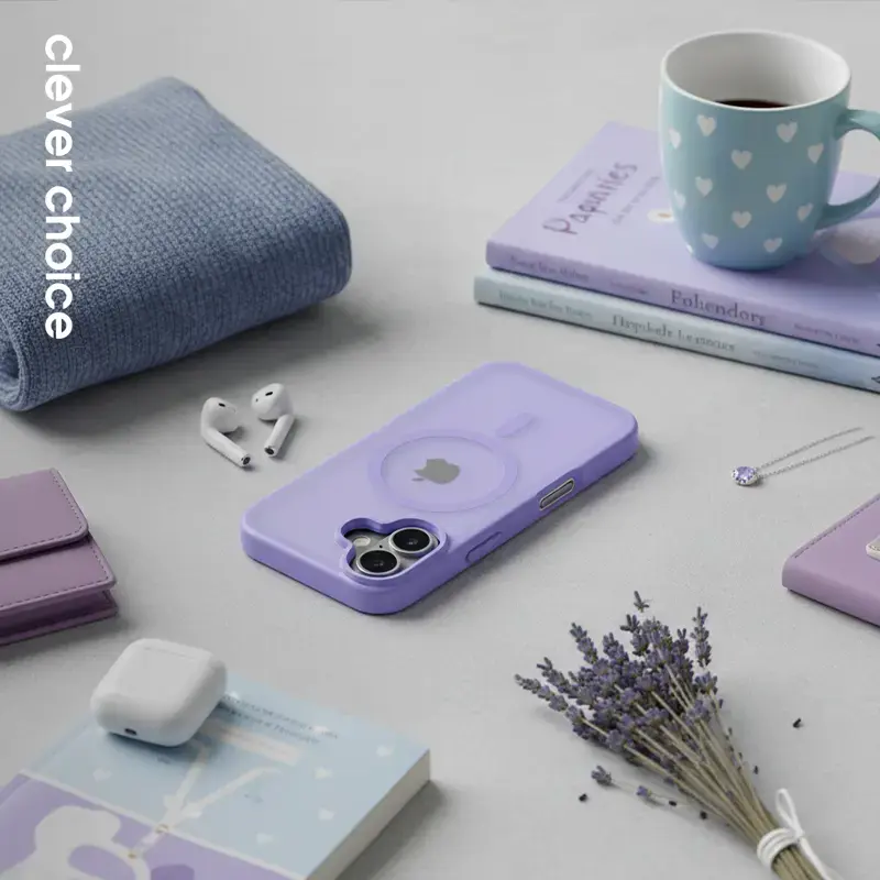 “Crong Hybrid Matte Magnetic” magnetinis MagSafe dėklas “iPhone 17” — permatomas levandų spalvos, PC+TPU