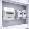 Trifazis elektros energijos skaitiklis QOLTEC 50980 — 400 V, 100 A su nustatymo iš naujo funkcija