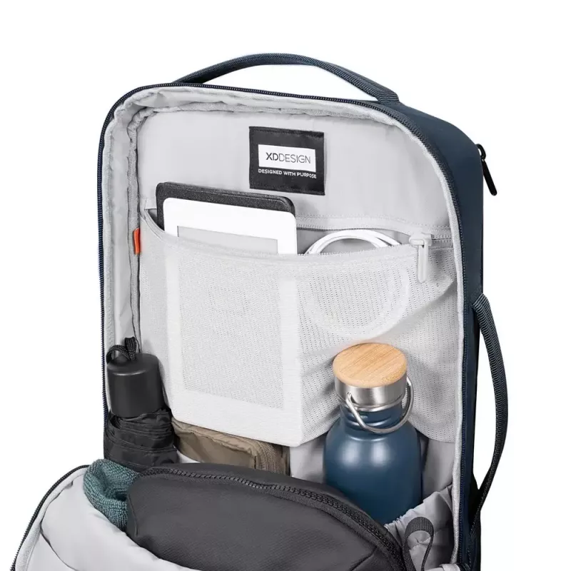 Kuprinė XDDESIGN Air Backpack NAVY P706.3225 — 15 l, tinka iki 15,6 colio (39,6 cm), užrakinamas pagrindinis slankiklis