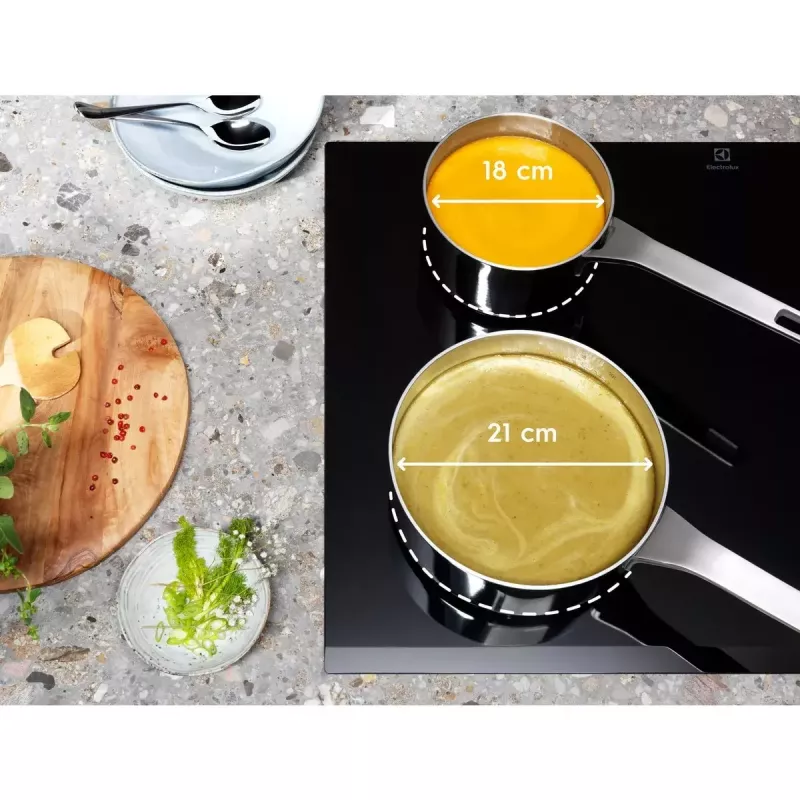 Electrolux EIV734 Juoda Built-in 68 cm Zone induction hob 4 zone(s)