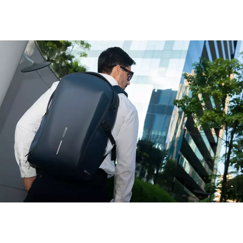 Nešiojamojo kompiuterio kuprinė XDDESIGN Bizz Navy — atspari vandeniui, lengva, modelis P705.935