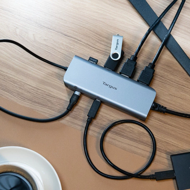 Targus Dual Video Mobile Dock su 140W EPR pralaidumu, laidinis, USB 3.2 Gen 2 (3.1 Gen 2) Type-C, 140 W, 1000 Mbit/s, pilkas, 10 Gbit/s
