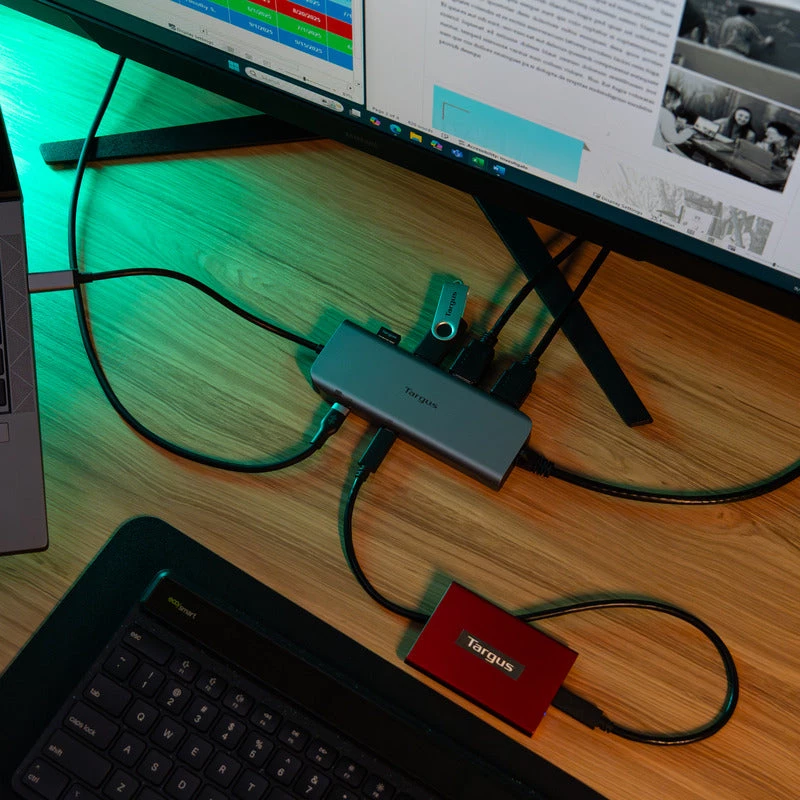 Targus Dual Video Mobile Dock su 140W EPR pralaidumu, laidinis, USB 3.2 Gen 2 (3.1 Gen 2) Type-C, 140 W, 1000 Mbit/s, pilkas, 10 Gbit/s