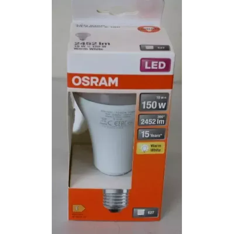LEDvance Parathom Classic LED E27 19W 827 (šiltai balta) nereguliuojama — pažeista pakuotė