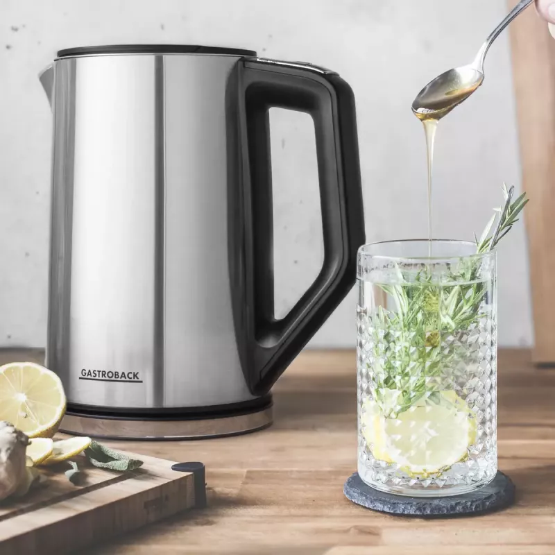 Elektrinis virdulys GASTROBACK Design Cool Touch 1,5 L 2200 W, nerūdijantis plienas / juoda