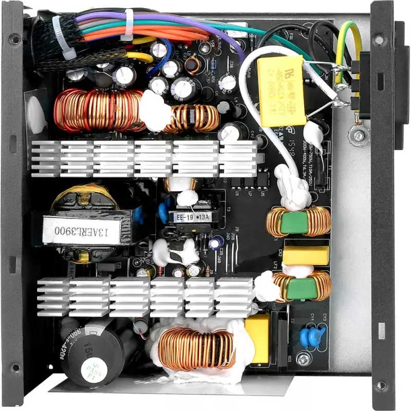 Maitinimo blokas Thermaltake TR2 S 650W — ATX, 20+4 kontaktų, 80 PLUS, 120 mm ventiliatorius, juodas