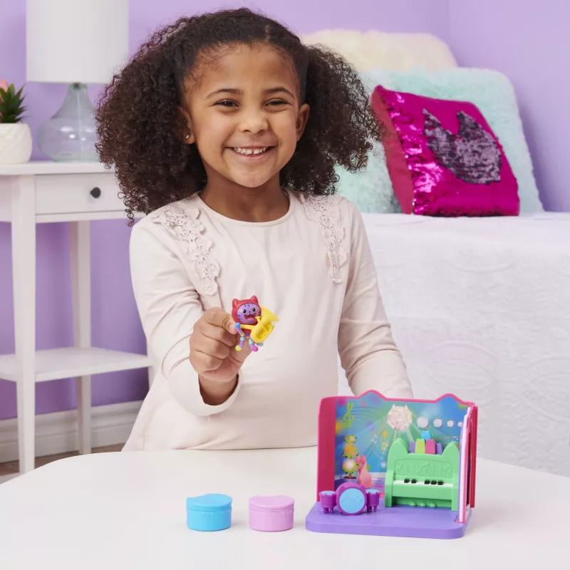Gabby's Dollhouse, „Groovy Music Room“ su Daniel James Catnip figūrėle, 2 priedais, 2 baldais ir 2 siuntomis, žaislai vaikams nuo 3 metų