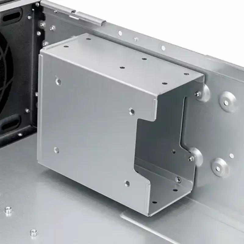 SILVERSTONE SST-RM31 stelažinis serverio korpusas — stelažinis formos faktorius, palaikymas SFX/SFX-L maitinimo šaltiniams, 2×3,5 colio + 2×2,5 colio nišos, USB 3.2 Gen1